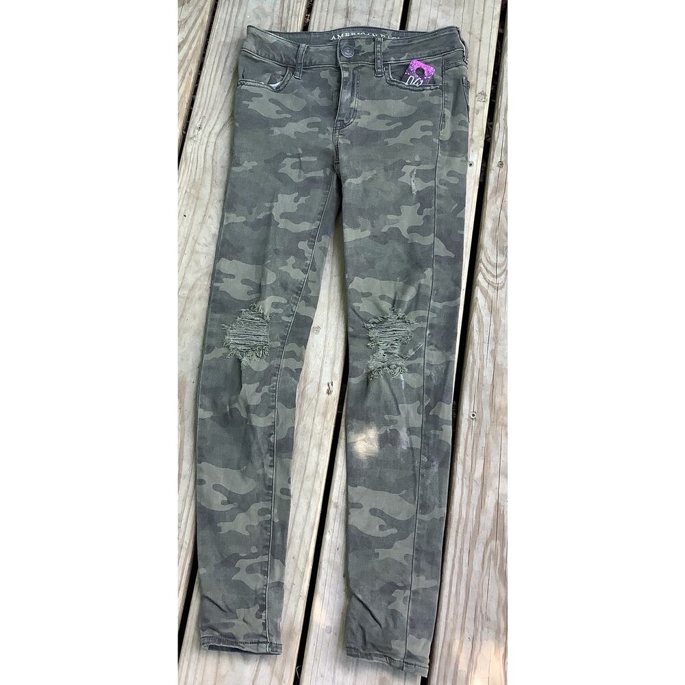 American Eagle Camo Distressed Super Stretch X Jeggings Size 0 Short